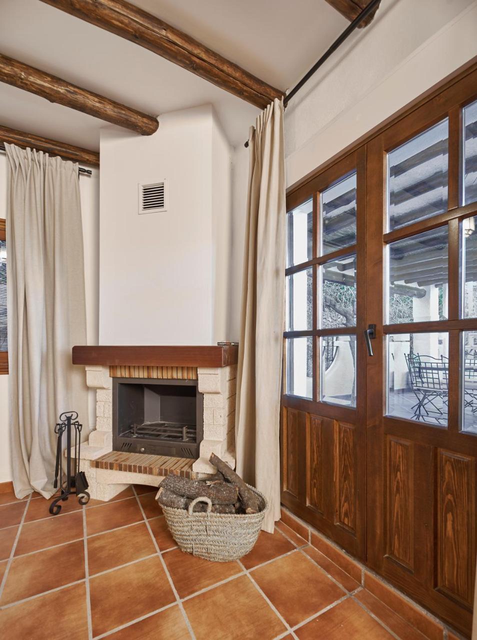 La Almunia De La Alpujarra Apartment Yegen Exterior photo