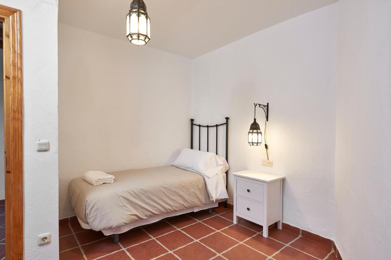 La Almunia De La Alpujarra Apartment Yegen Exterior photo